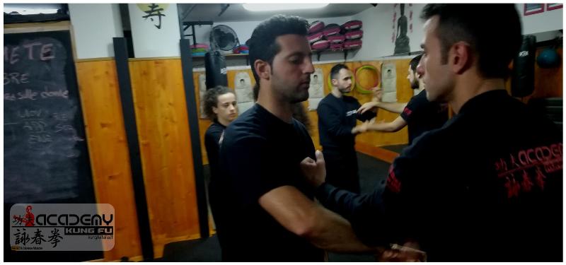 Kung Fu Academy di Master Sifu Salvatore Mezzone Accademia di Caserta Italia di Wing Chun Tjun Tsun, Tai Chi Quan e Chi Kung formazione istruttori e difesa personale